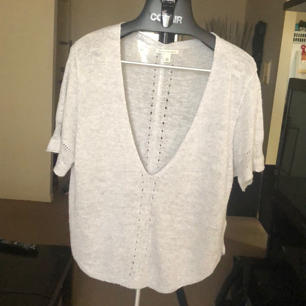 A19- Banana Republic knitted top